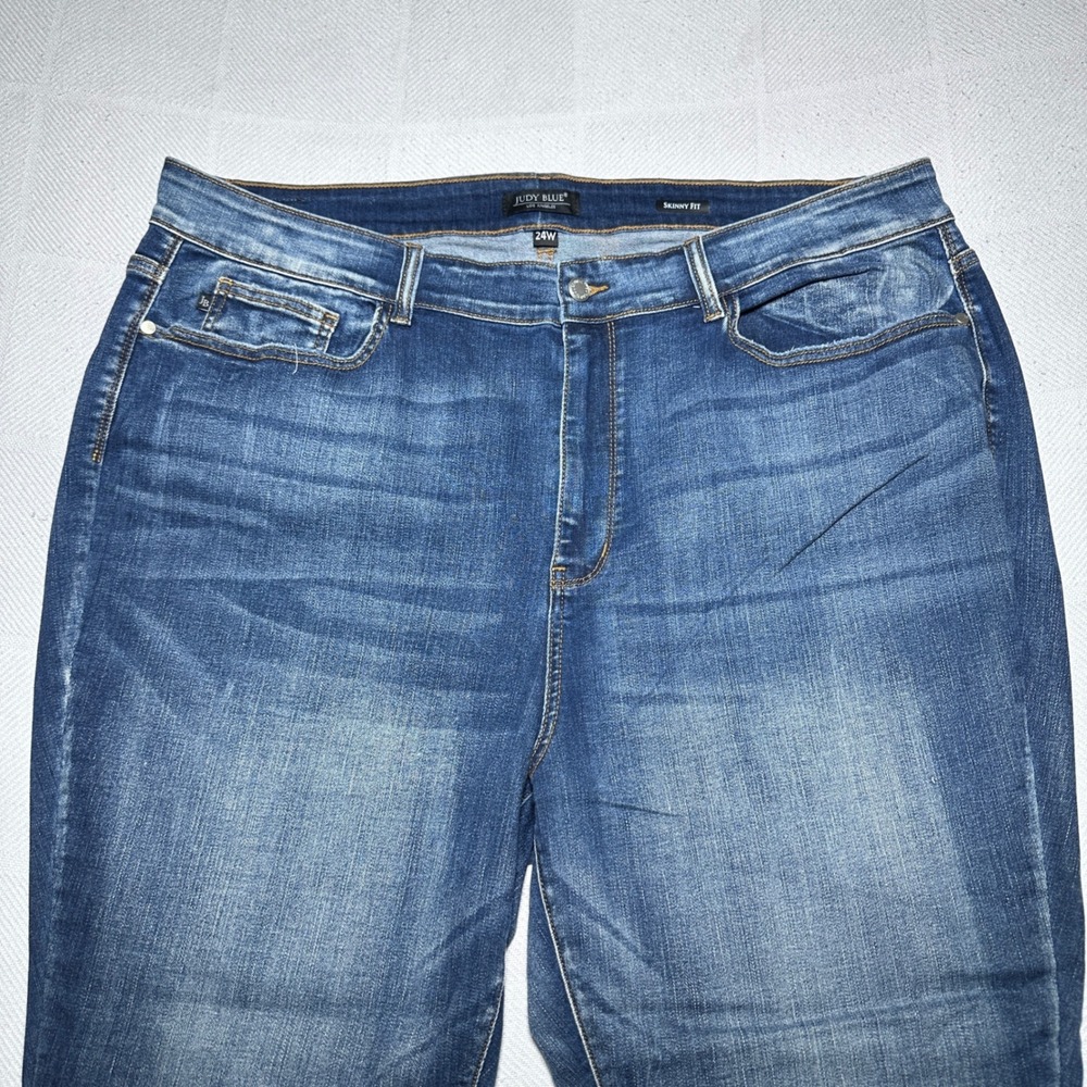 Judy Blue Skinny Jeans Women 24W‎ Raw Released Hem Side Slit Medium Wash Blue - Picture 2 of 16
